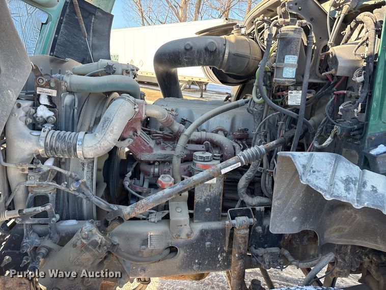 image for item FG1139 2016 Mack CXU613 semi truck