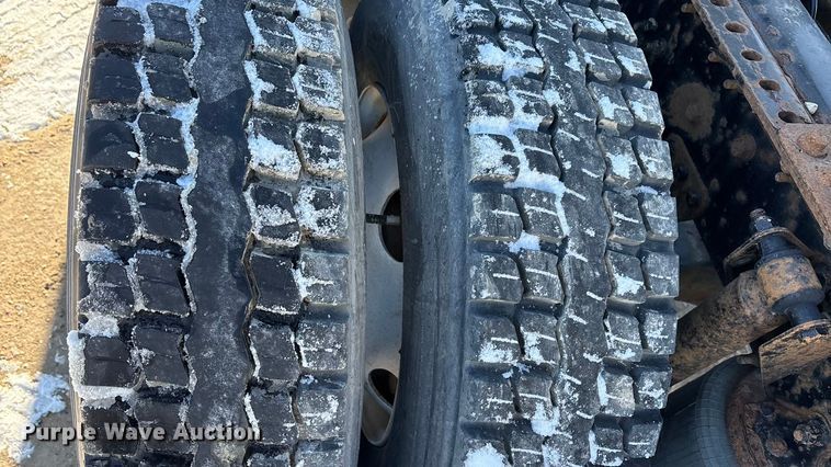 image for item FG1139 2016 Mack CXU613 semi truck