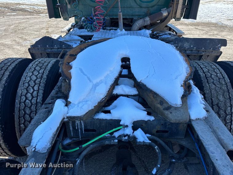 image for item FG1140 2017 Freightliner Cascadia 125 semi truck