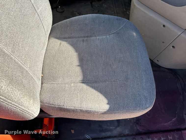 image for item FG1140 2017 Freightliner Cascadia 125 semi truck