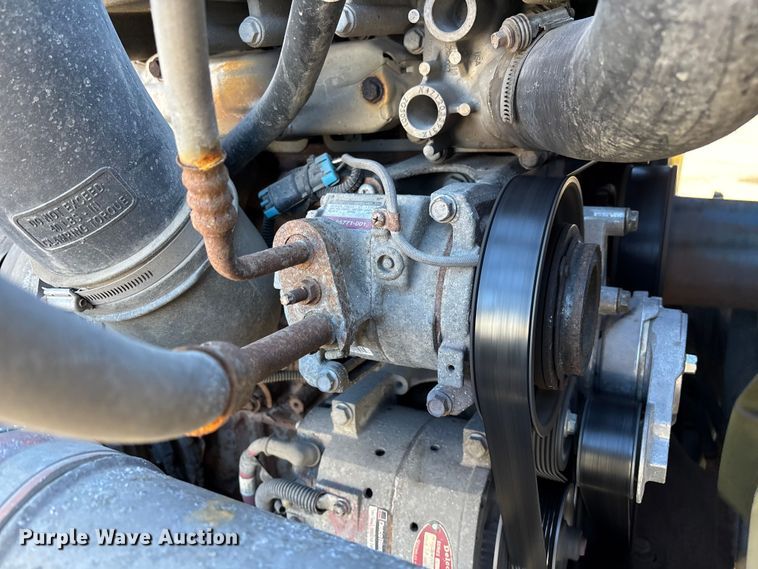 image for item FG1140 2017 Freightliner Cascadia 125 semi truck