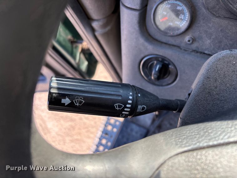 image for item FG1141 2017 Freightliner Cascadia 125 semi truck