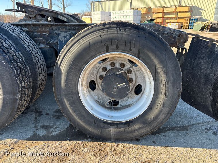 image for item FG1141 2017 Freightliner Cascadia 125 semi truck