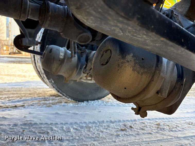 image for item FG1142 2017 Freightliner Cascadia 125 semi truck