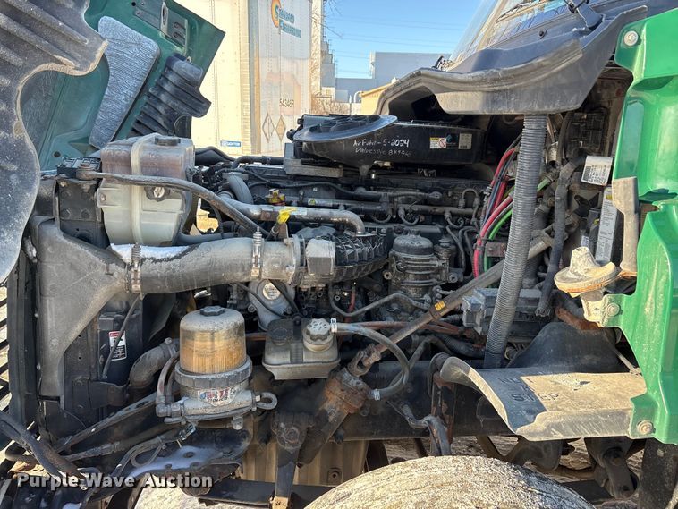 image for item FG1142 2017 Freightliner Cascadia 125 semi truck