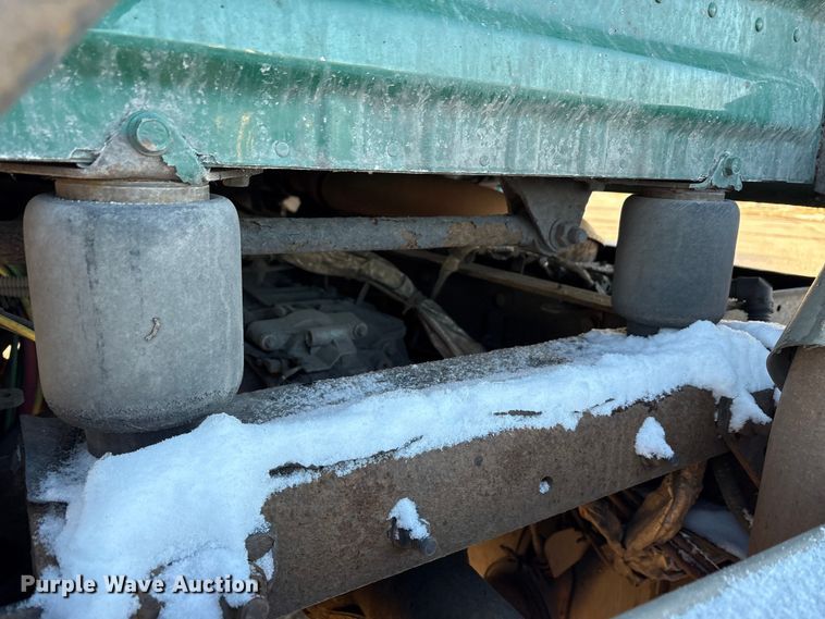 image for item FG1143 2017 Freightliner Cascadia 125 semi truck