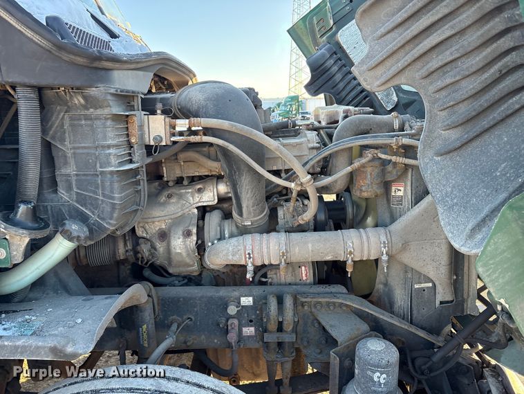 image for item FG1143 2017 Freightliner Cascadia 125 semi truck