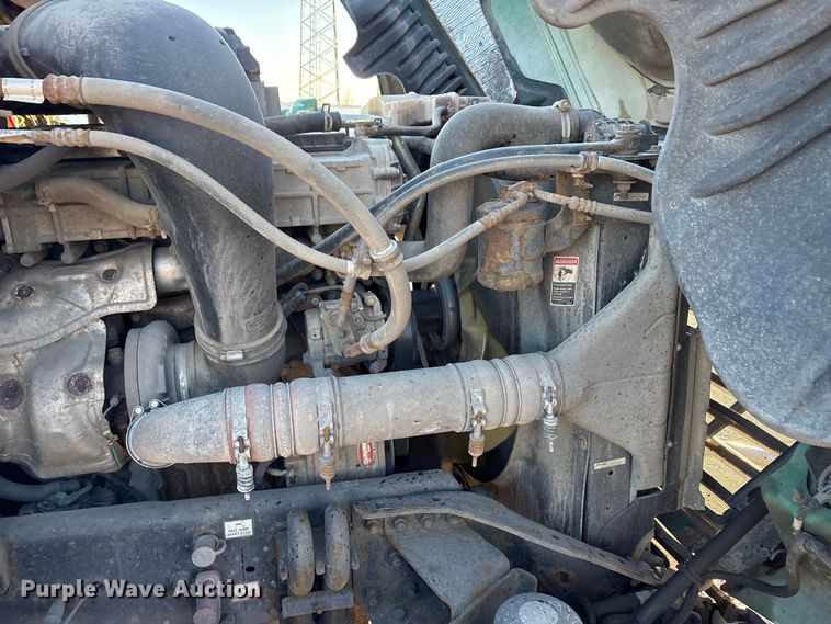 image for item FG1143 2017 Freightliner Cascadia 125 semi truck