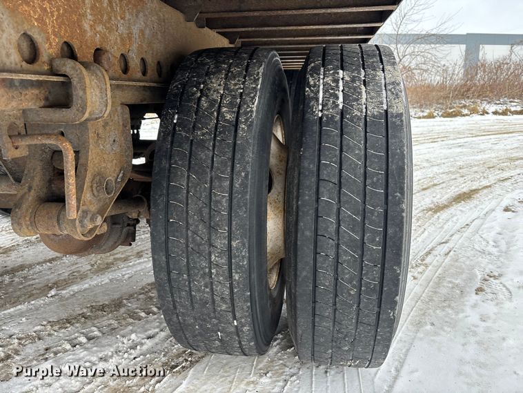 image for item FG1144 2014 Wabash DVCVHPC dry van trailer