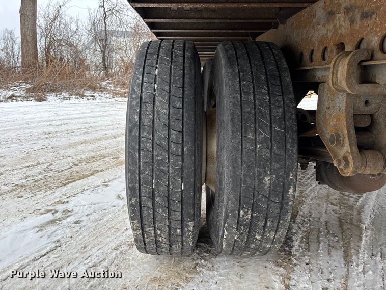 image for item FG1144 2014 Wabash DVCVHPC dry van trailer