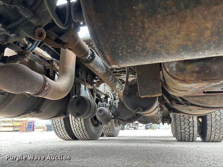 image for item FG1145 2017 Freightliner Cascadia 125 semi truck