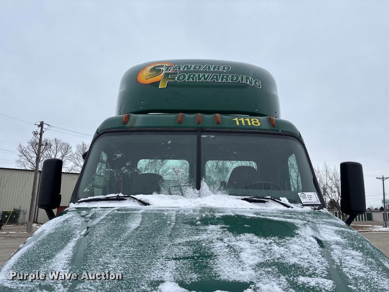 image for item FG1145 2017 Freightliner Cascadia 125 semi truck