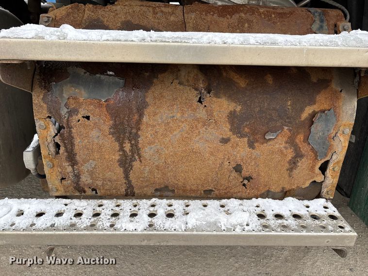 image for item FG1145 2017 Freightliner Cascadia 125 semi truck