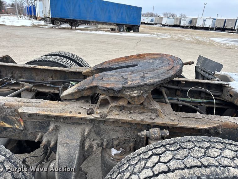 image for item FG1145 2017 Freightliner Cascadia 125 semi truck