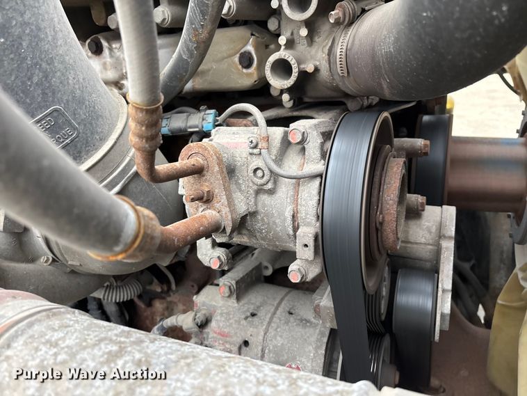 image for item FG1145 2017 Freightliner Cascadia 125 semi truck