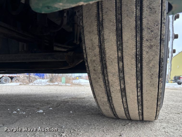 image for item FG1145 2017 Freightliner Cascadia 125 semi truck