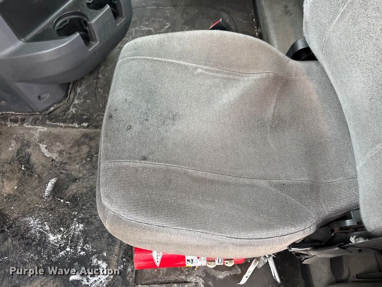 image for item FG1146 2016 Mack CXU613 semi truck