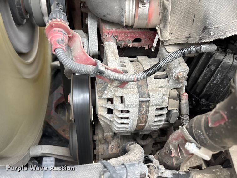 image for item FG1146 2016 Mack CXU613 semi truck