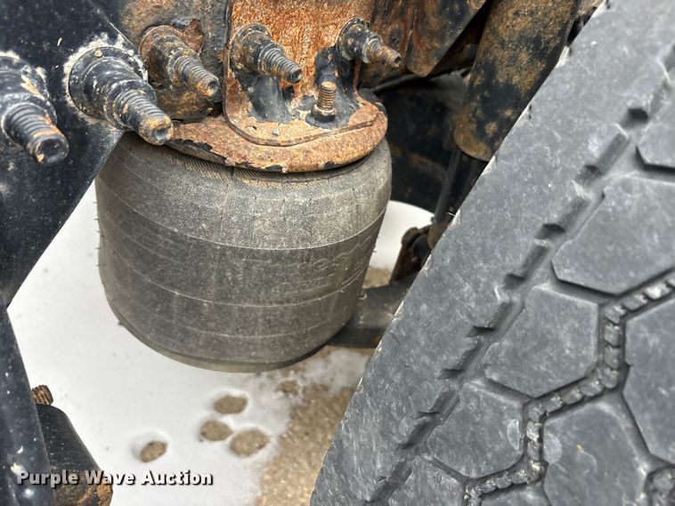 image for item FG1147 2017 Freightliner Cascadia 125 semi truck