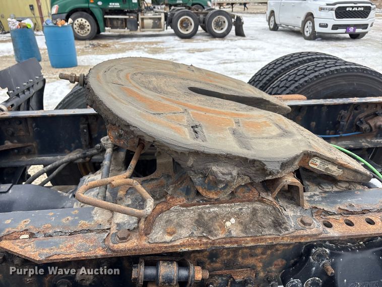 image for item FG1147 2017 Freightliner Cascadia 125 semi truck