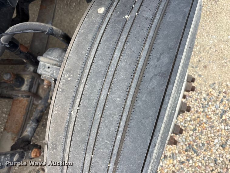 image for item FG1147 2017 Freightliner Cascadia 125 semi truck