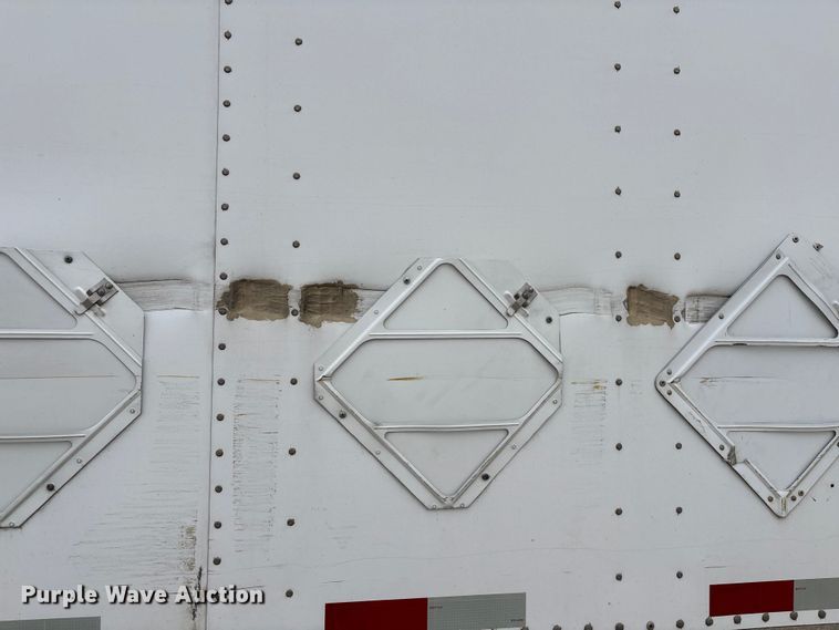 image for item FG1148 2013 Strick dry van trailer