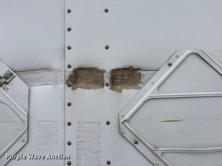 image for item FG1148 2013 Strick dry van trailer