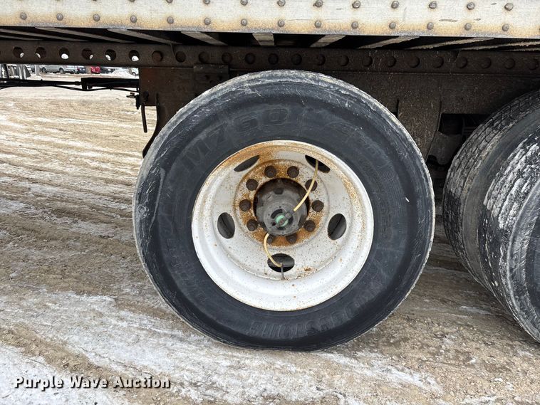 image for item FG1148 2013 Strick dry van trailer