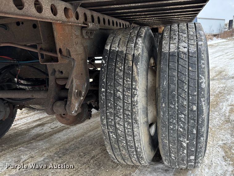 image for item FG1148 2013 Strick dry van trailer