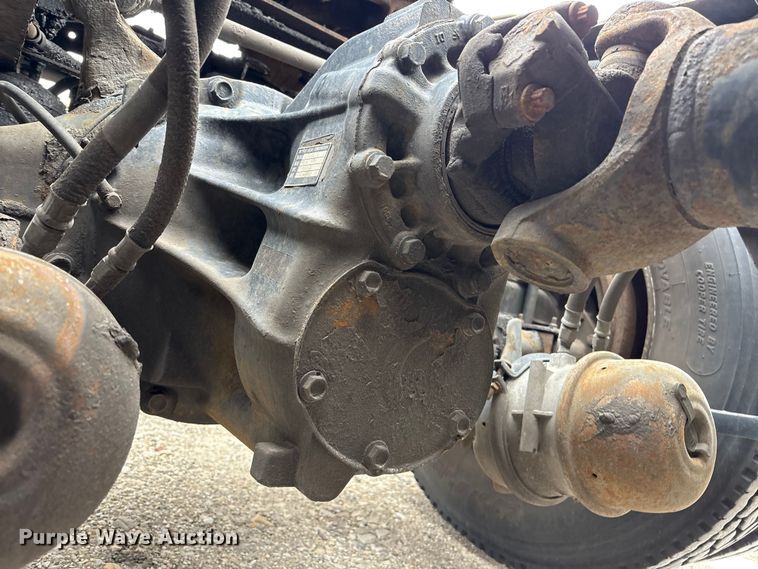 image for item FK1207 2017 Freightliner Cascadia 125 semi truck