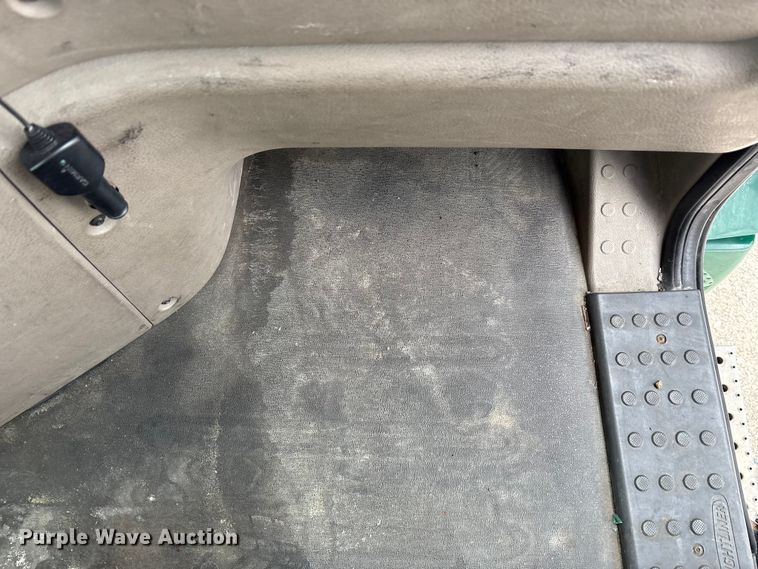 image for item FK1207 2017 Freightliner Cascadia 125 semi truck