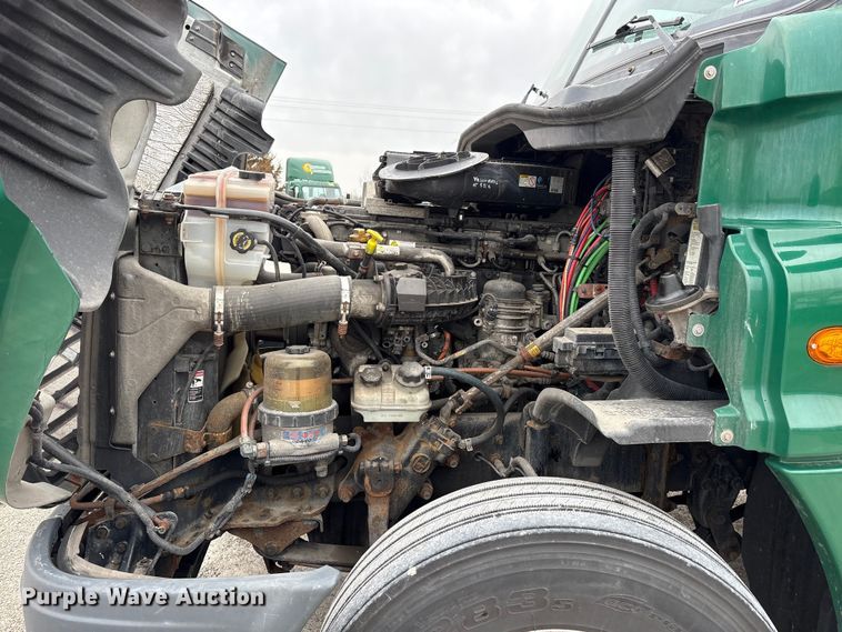 image for item FK1207 2017 Freightliner Cascadia 125 semi truck