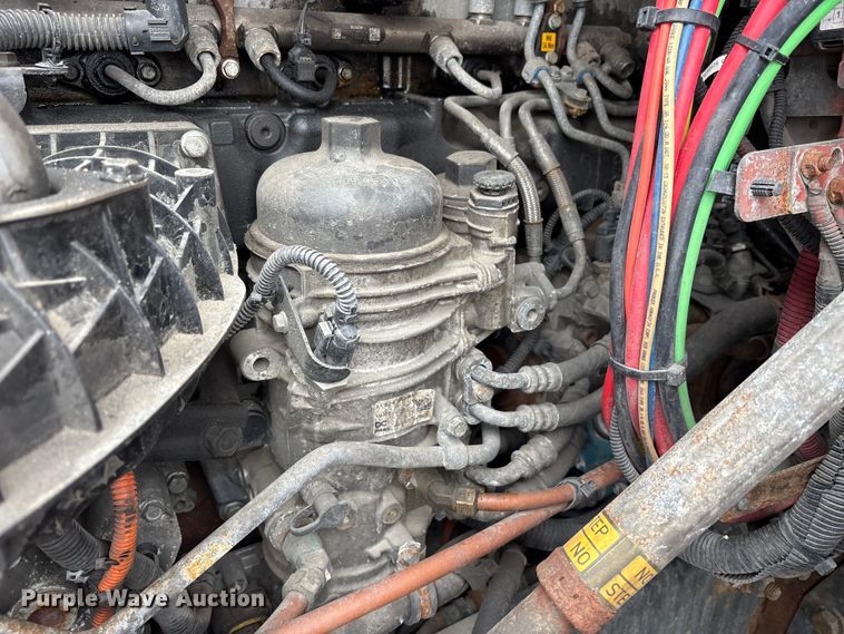 image for item FK1207 2017 Freightliner Cascadia 125 semi truck