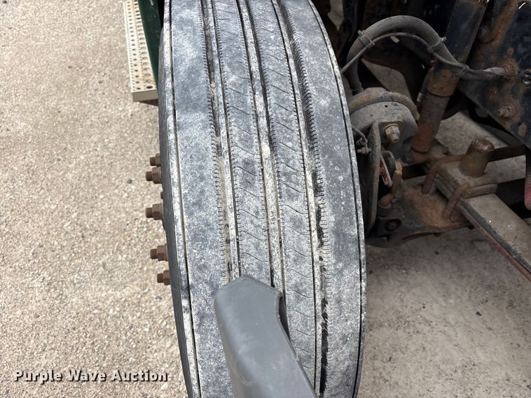 image for item FK1207 2017 Freightliner Cascadia 125 semi truck