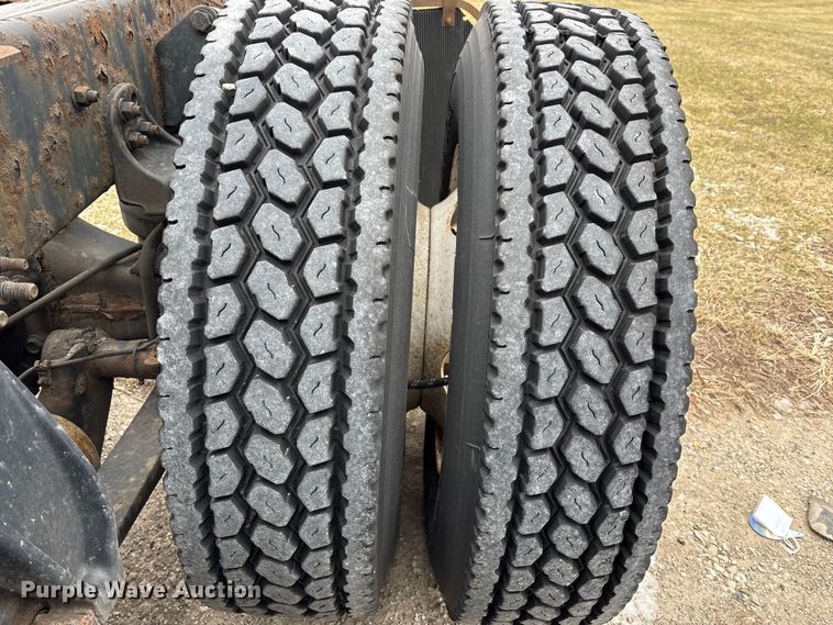 image for item FK1207 2017 Freightliner Cascadia 125 semi truck