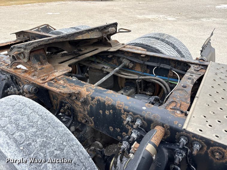 image for item FK1208 2017 Freightliner Cascadia 125 semi truck