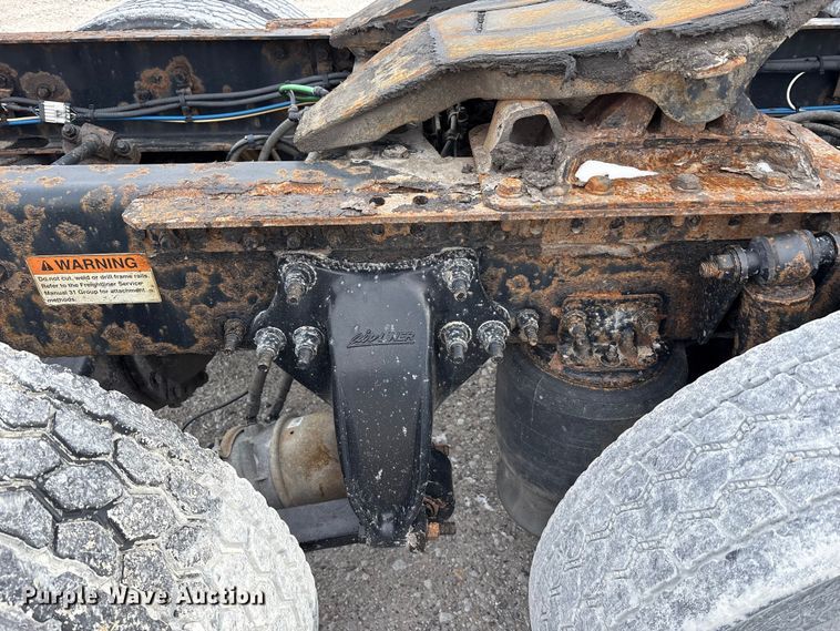 image for item FK1208 2017 Freightliner Cascadia 125 semi truck