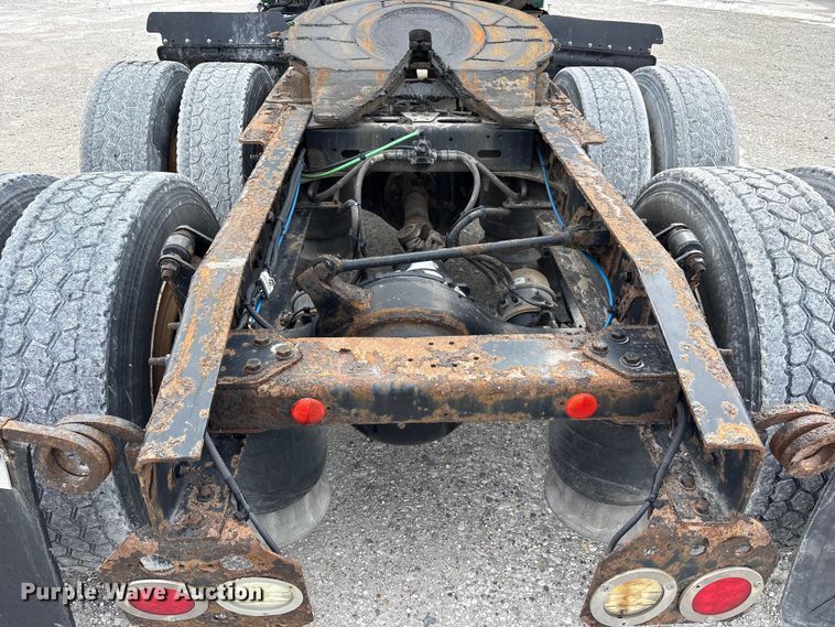 image for item FK1208 2017 Freightliner Cascadia 125 semi truck