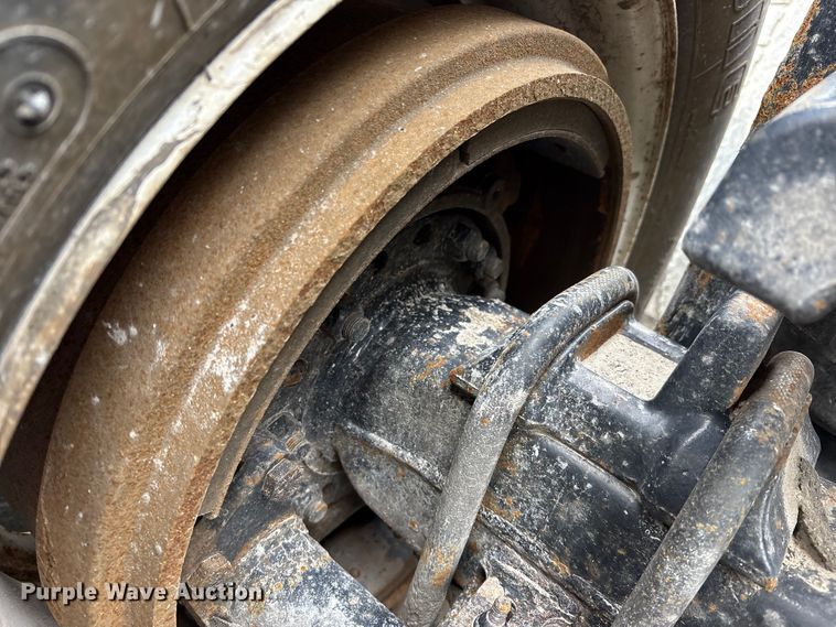 image for item FK1208 2017 Freightliner Cascadia 125 semi truck