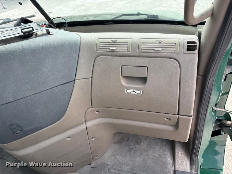 image for item FK1208 2017 Freightliner Cascadia 125 semi truck