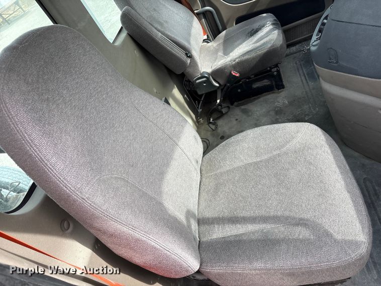 image for item FK1208 2017 Freightliner Cascadia 125 semi truck