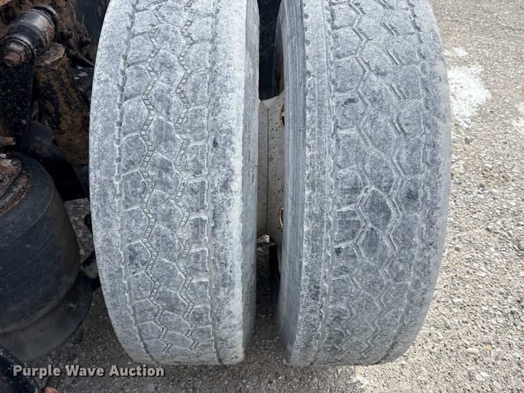 image for item FK1208 2017 Freightliner Cascadia 125 semi truck