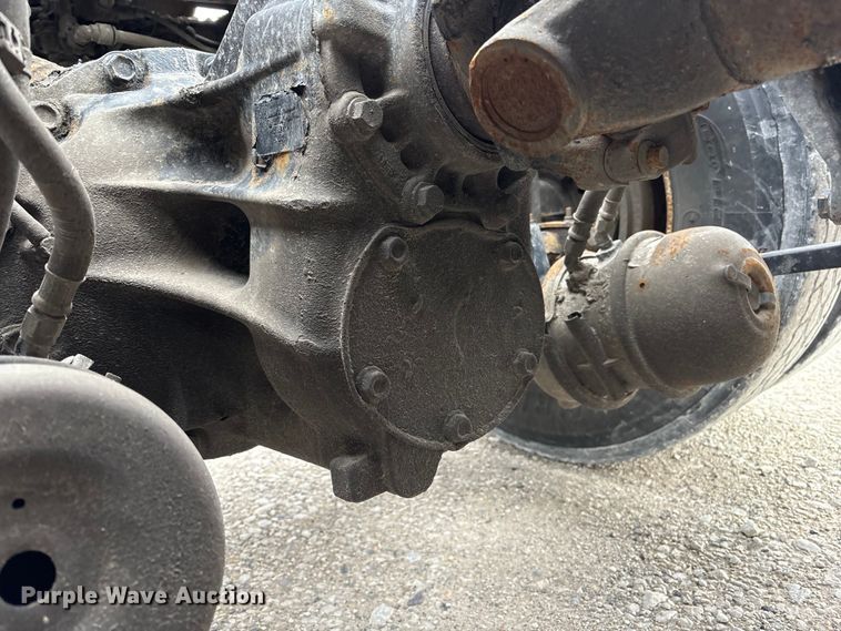 image for item FK1209 2017 Freightliner Cascadia 125 semi truck