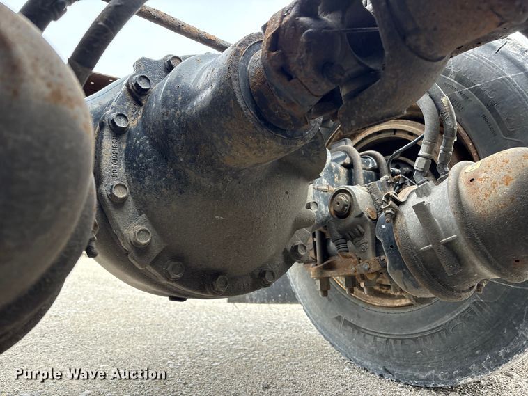 image for item FK1209 2017 Freightliner Cascadia 125 semi truck