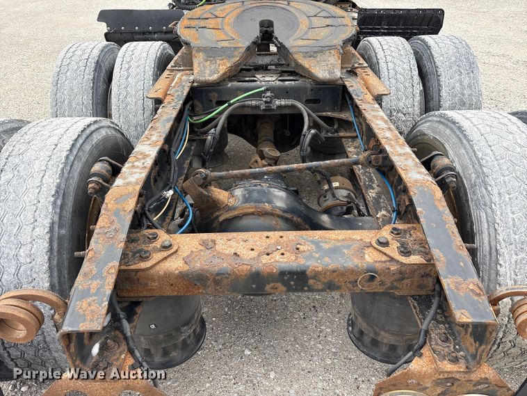 image for item FK1209 2017 Freightliner Cascadia 125 semi truck