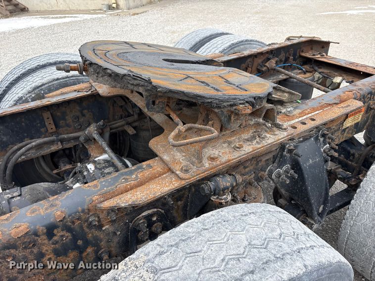 image for item FK1209 2017 Freightliner Cascadia 125 semi truck