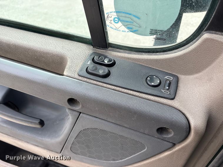 image for item FK1209 2017 Freightliner Cascadia 125 semi truck