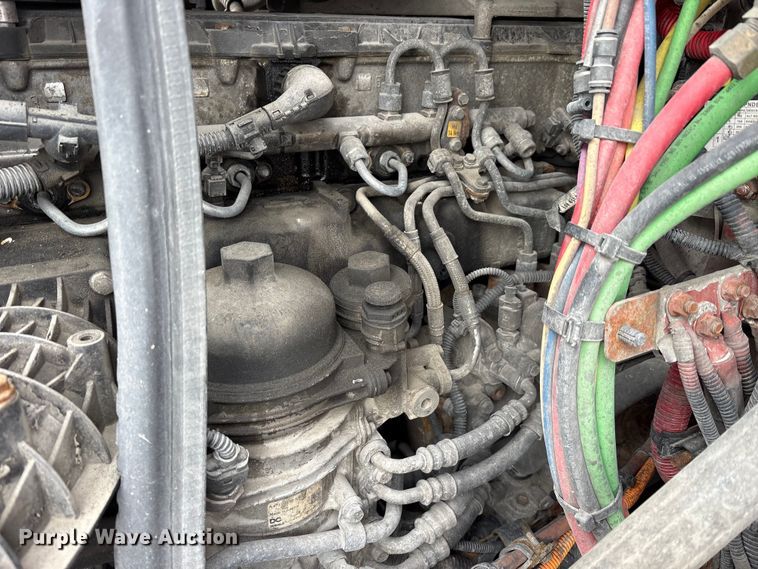 image for item FK1209 2017 Freightliner Cascadia 125 semi truck