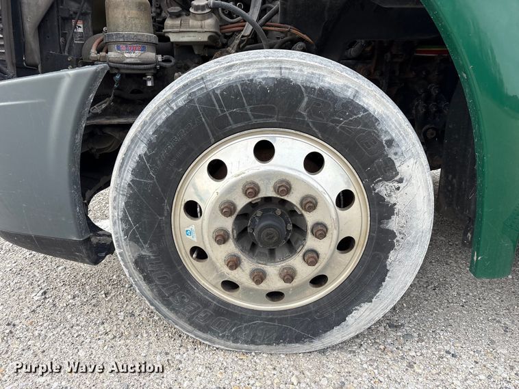 image for item FK1209 2017 Freightliner Cascadia 125 semi truck