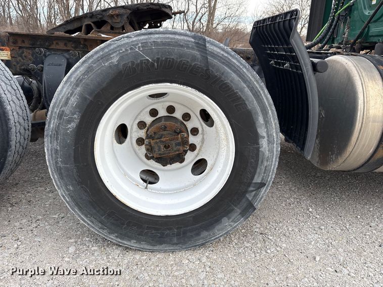 image for item FK1209 2017 Freightliner Cascadia 125 semi truck